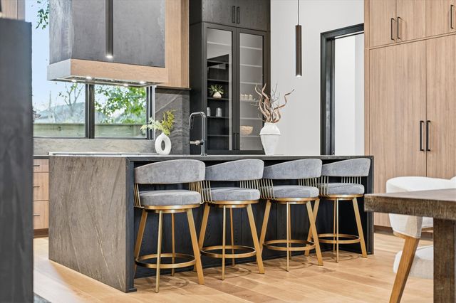 1309 Southside Cir, Nashville, TN 37212