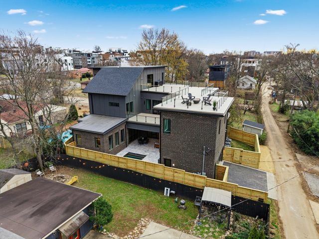 1309 Southside Cir, Nashville, TN 37212