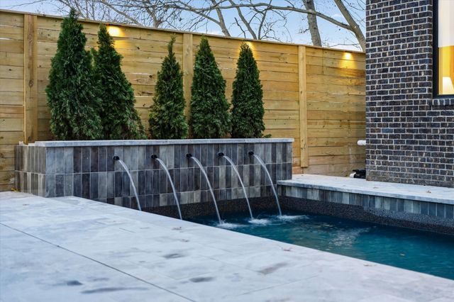 1309 Southside Cir, Nashville, TN 37212