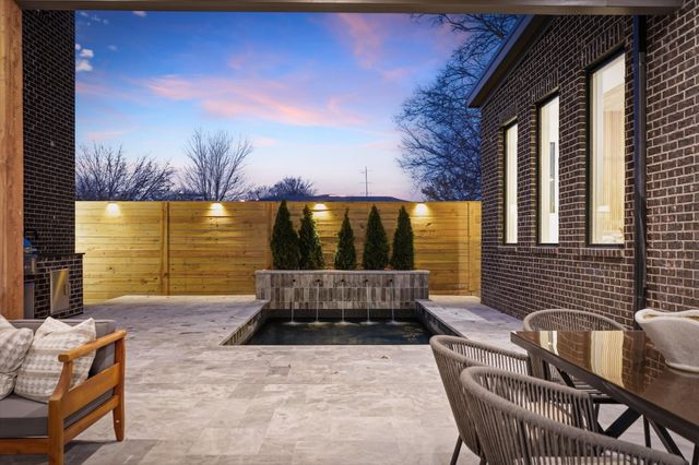 1309 Southside Cir, Nashville, TN 37212