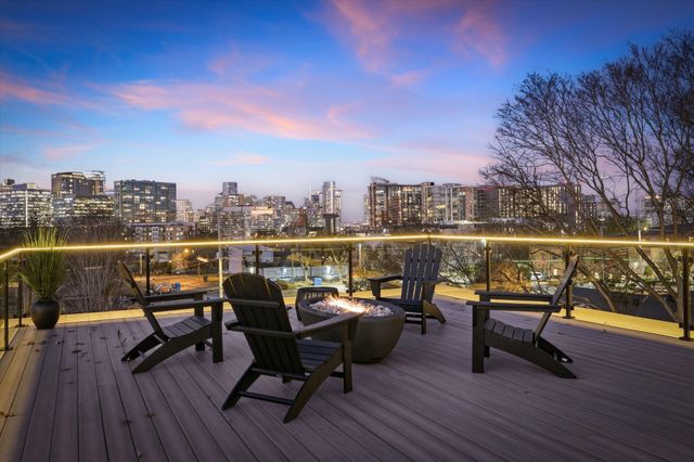 1309 Southside Cir, Nashville, TN 37212