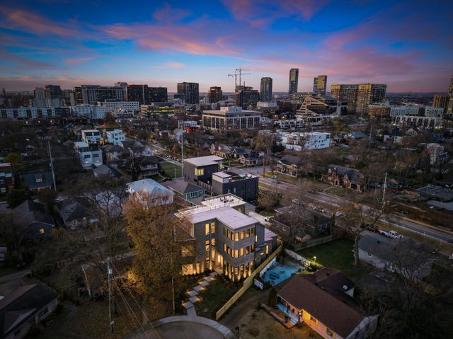 1309 Southside Cir, Nashville, TN 37212