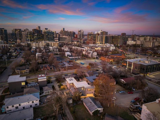 1309 Southside Cir, Nashville, TN 37212