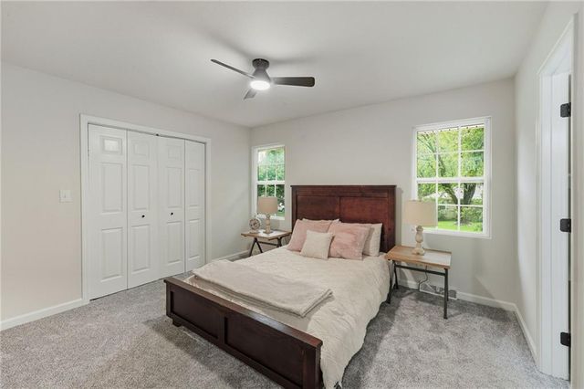 519 NE 98th Place, Kansas City, MO 64155