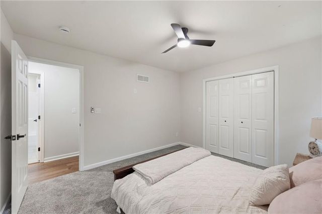 519 NE 98th Place, Kansas City, MO 64155