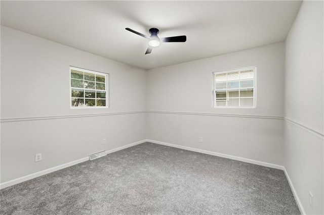 519 NE 98th Place, Kansas City, MO 64155