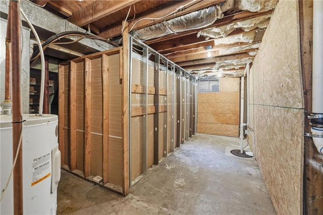 519 NE 98th Place, Kansas City, MO 64155