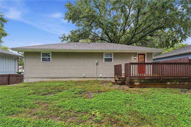 519 NE 98th Place, Kansas City, MO 64155