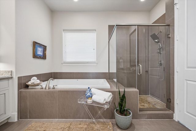 10906 Wrenwood Green, Houston, TX 77043