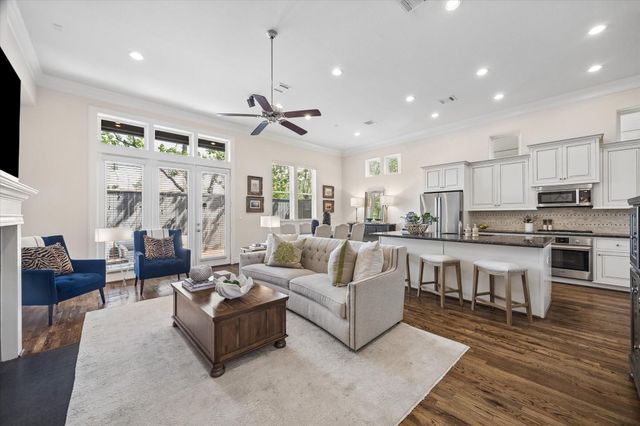 10906 Wrenwood Green, Houston, TX 77043