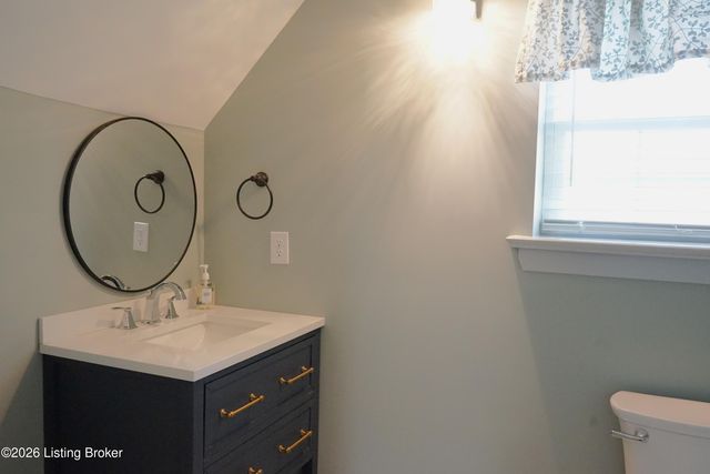 405 N 1st St, New Haven, KY 40051
