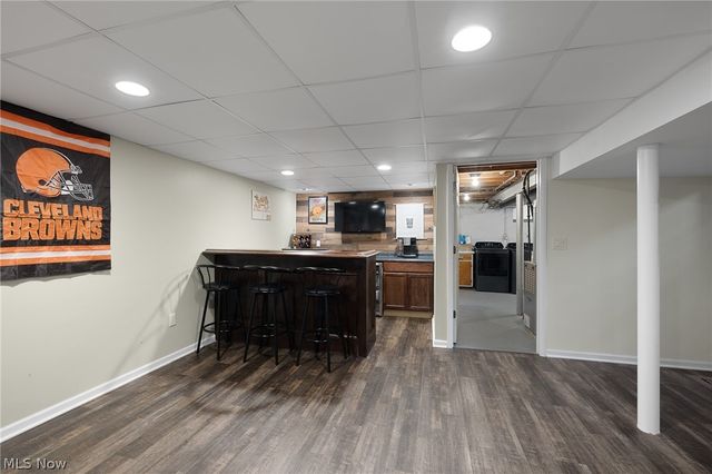 4117 Canterbury Road, North Olmsted, OH 44070
