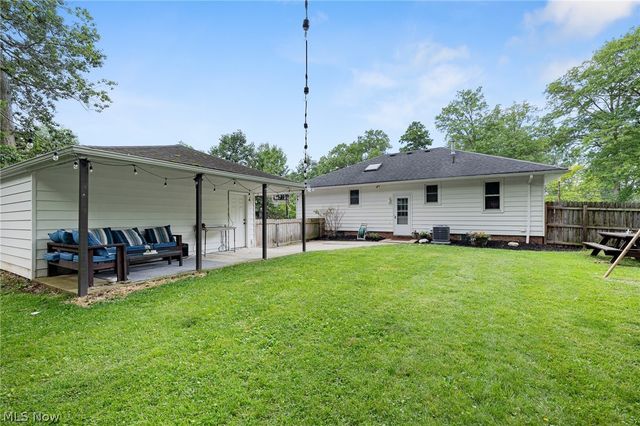 4117 Canterbury Road, North Olmsted, OH 44070