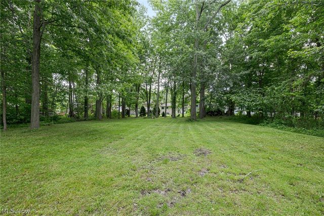 4117 Canterbury Road, North Olmsted, OH 44070