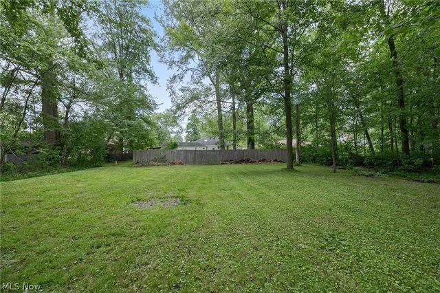 4117 Canterbury Road, North Olmsted, OH 44070