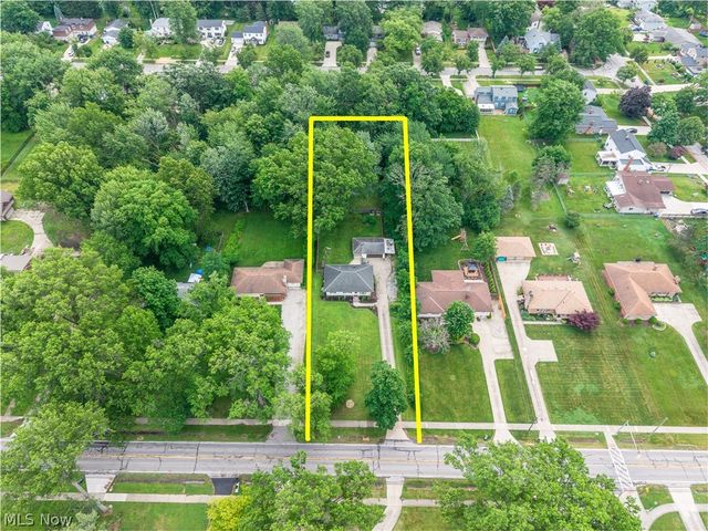 4117 Canterbury Road, North Olmsted, OH 44070
