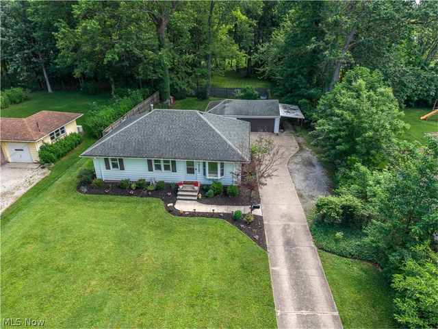 4117 Canterbury Road, North Olmsted, OH 44070