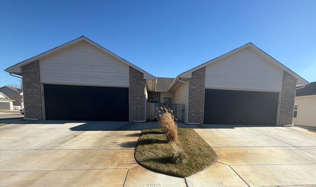 4501-4503 N Sandplum St, Wichita, KS 67205