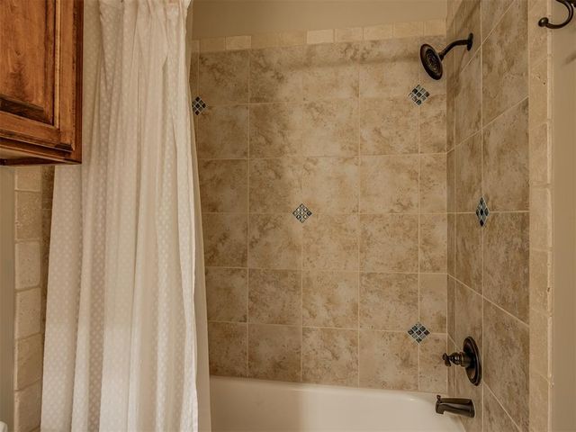 3612 Pistache Lane, Yukon, OK 73099