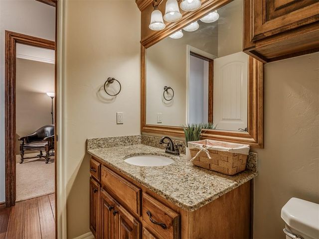 3612 Pistache Lane, Yukon, OK 73099