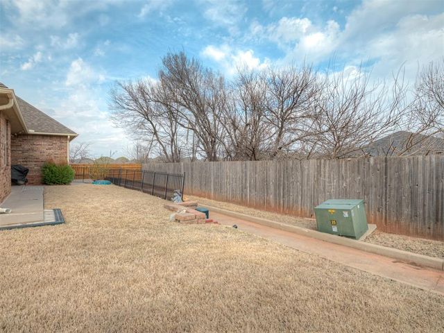 3612 Pistache Lane, Yukon, OK 73099