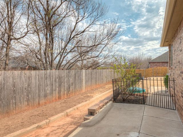 3612 Pistache Lane, Yukon, OK 73099