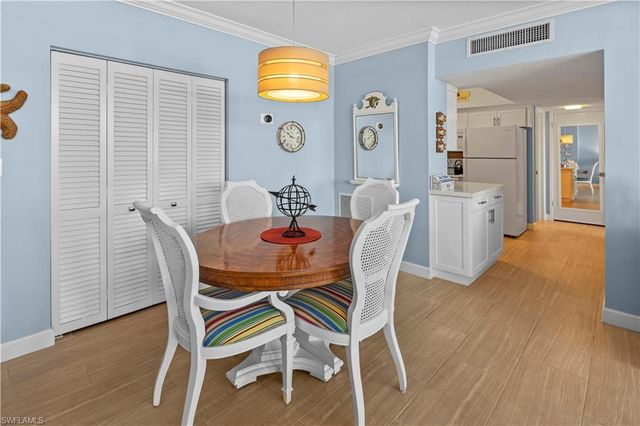 240 Seaview CT 413, Marco Island, FL 34145