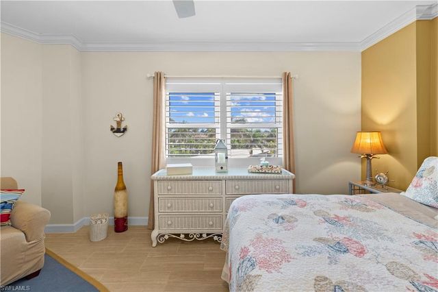 240 Seaview CT 413, Marco Island, FL 34145