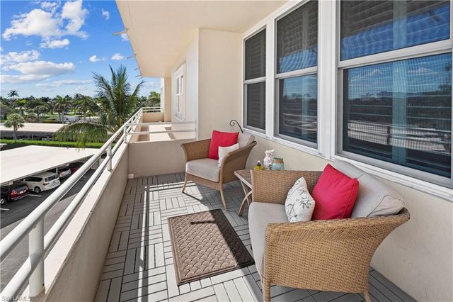 240 Seaview CT 413, Marco Island, FL 34145