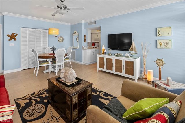 240 Seaview CT 413, Marco Island, FL 34145