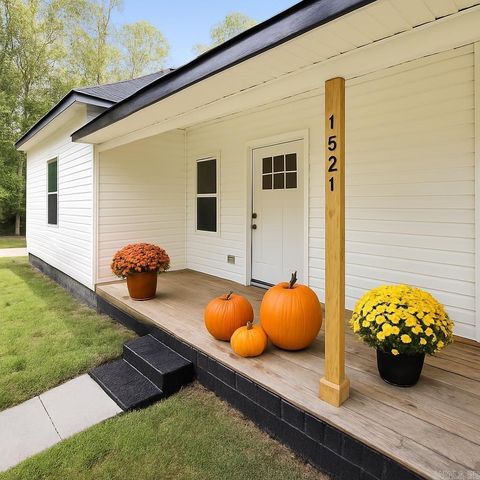 1521 Chatfield Road, Benton, AR 72015