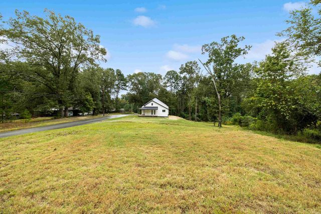 1521 Chatfield Road, Benton, AR 72015