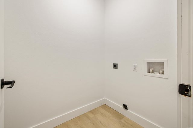 1521 Chatfield Road, Benton, AR 72015