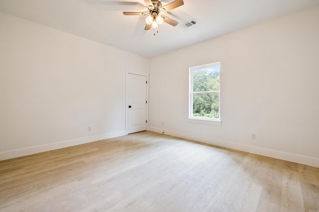 1521 Chatfield Road, Benton, AR 72015