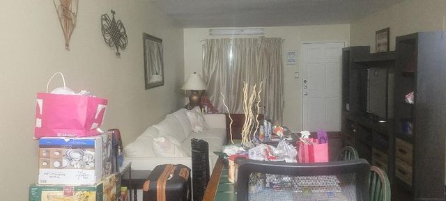 14333 Memorial Drive 20, Houston, TX 77079