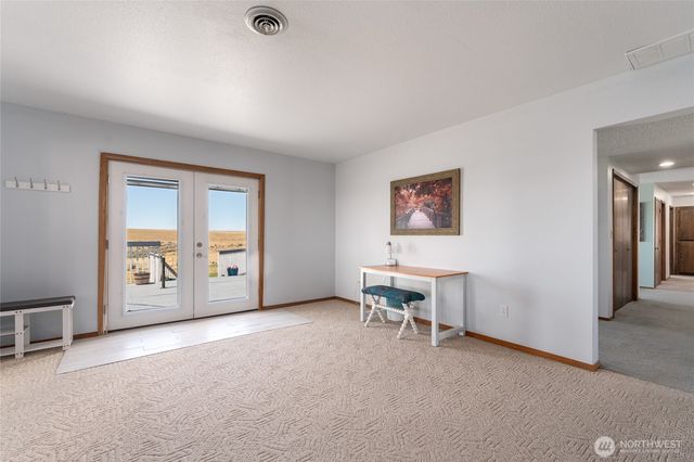 6397 Coyote Heights Road N, Odessa, WA 98159