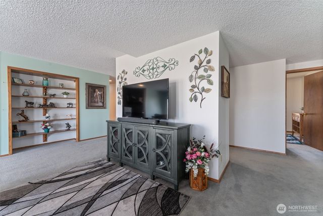 6397 Coyote Heights Road N, Odessa, WA 98159