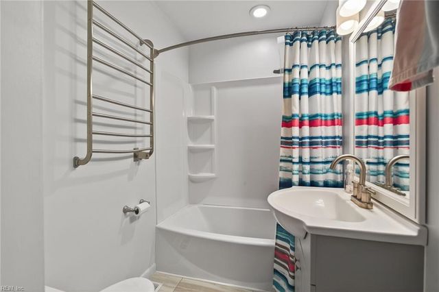 4707 Dermott ST, Chesapeake, VA 23320