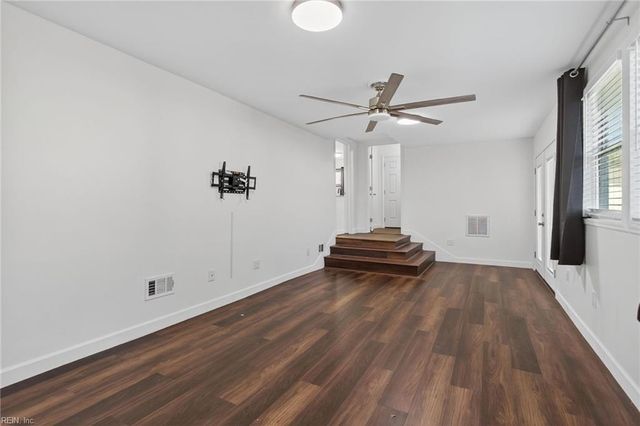 4707 Dermott ST, Chesapeake, VA 23320