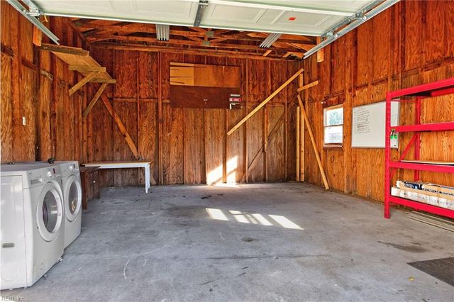 4707 Dermott ST, Chesapeake, VA 23320