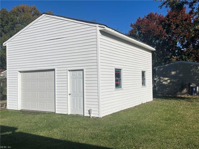 4707 Dermott ST, Chesapeake, VA 23320