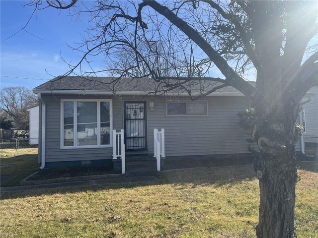 4707 Dermott ST, Chesapeake, VA 23320