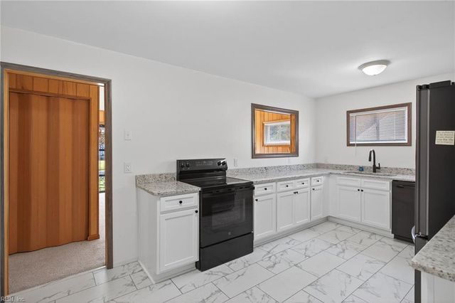 4707 Dermott ST, Chesapeake, VA 23320