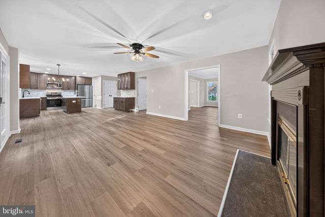 1101 SUGAR MAPLE LN, Herndon, VA 20170
