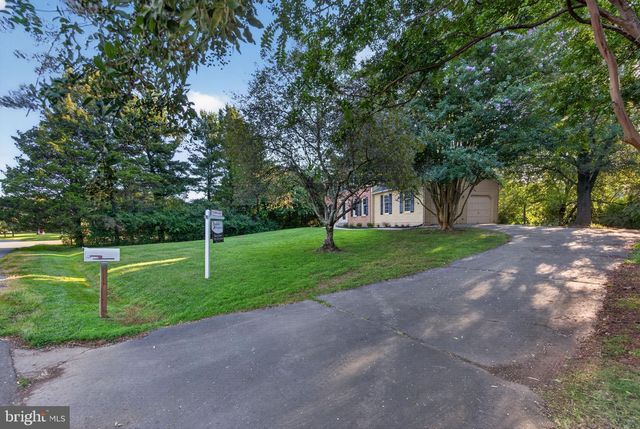 1101 SUGAR MAPLE LN, Herndon, VA 20170