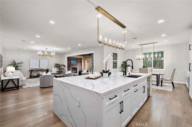 106 Fieldwood, Irvine, CA 92618