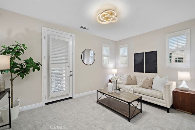 106 Fieldwood, Irvine, CA 92618