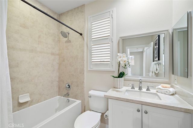 106 Fieldwood, Irvine, CA 92618