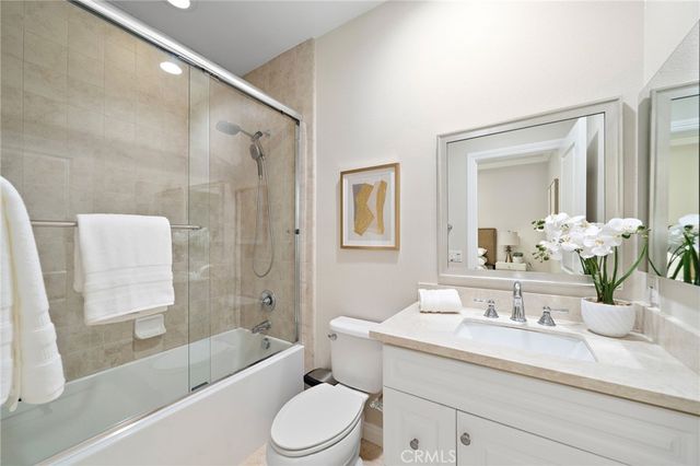 106 Fieldwood, Irvine, CA 92618