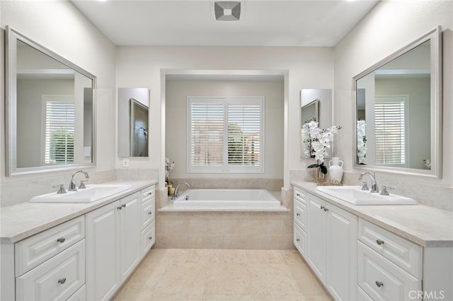 106 Fieldwood, Irvine, CA 92618